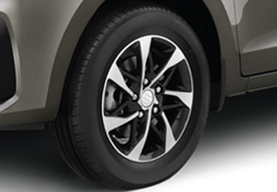 Eksteriro Ertiga 3