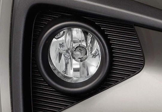 Eksteriro Ertiga 6