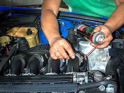 carbon cleaner pada mobil