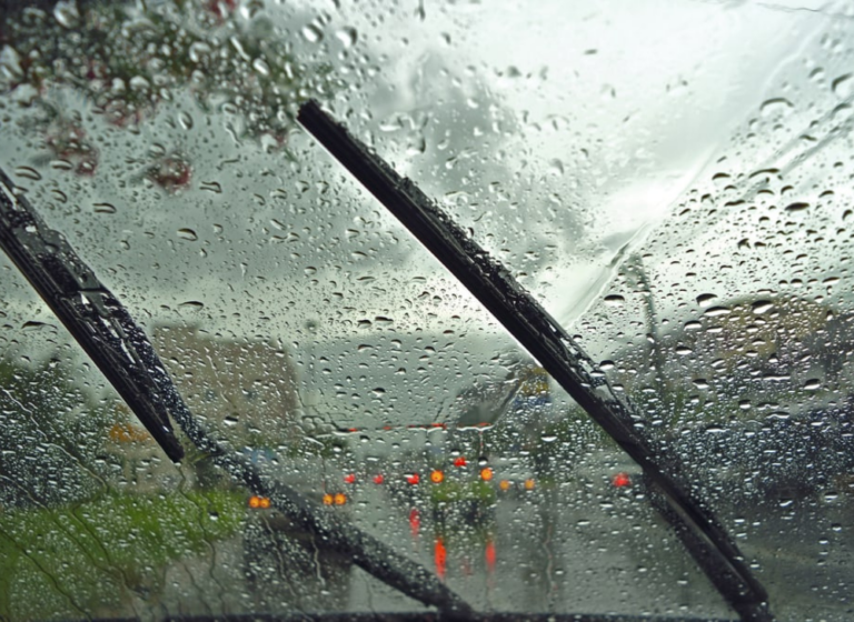 Cara Merawat Wiper Agar Berfungsi Maksimal