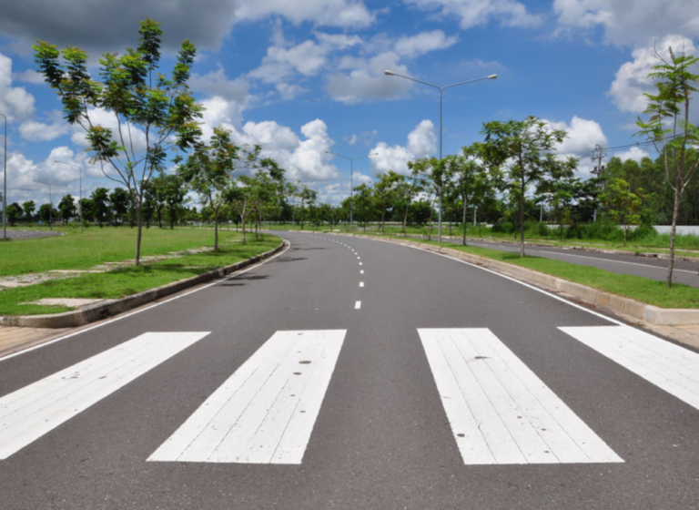 Penting! Ketahui Aturan dan Fungsi Zebra Cross