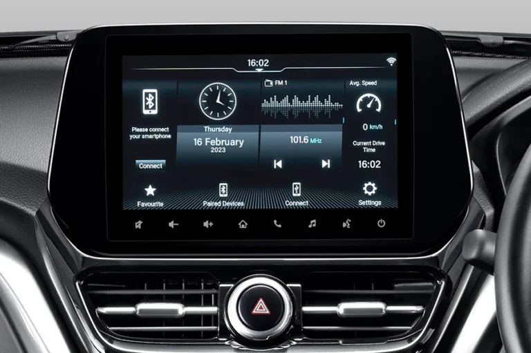 MENGENAL SISTEM AUDIO SUZUKI DAN FITUR HIBURAN DI MOBIL TERBARU